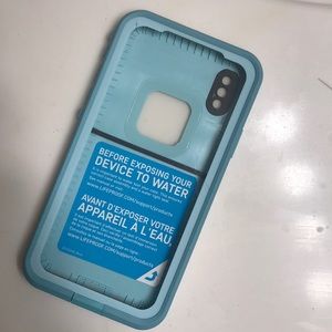 I-Phone X Life Proof Case